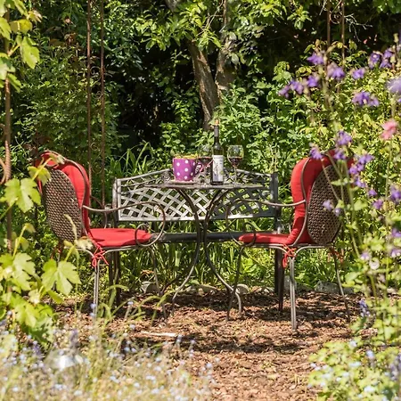 Haus Sonnenschein Gartentraum