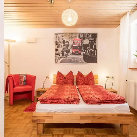Haus Sonnenschein Апартаменты *