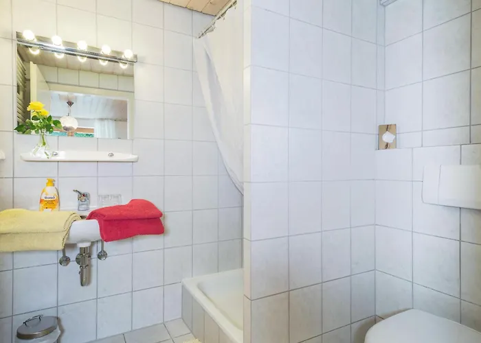 Appartement Haus Sonnenschein Gartentraum *